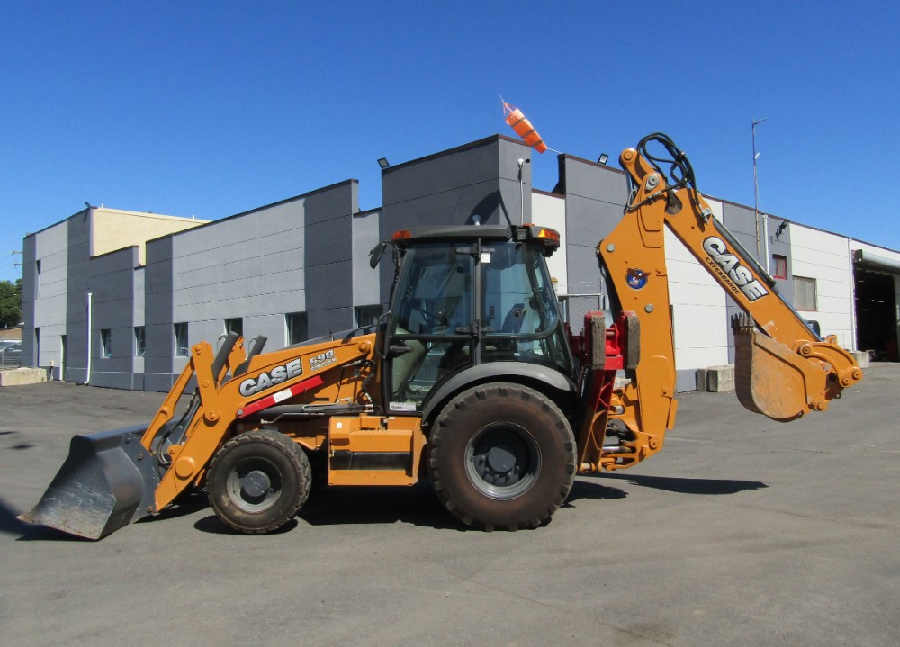 2016 Case 590 Super N - Image 6