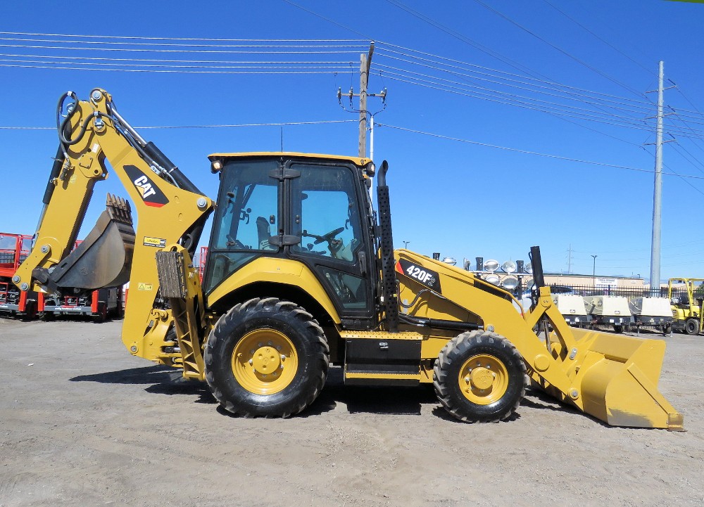 2017 Caterpillar 420F2 - Image 12
