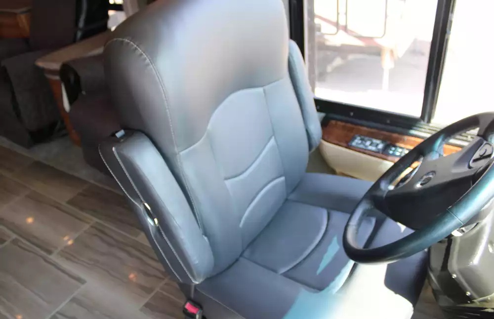 2015 Newmar Ventana 4369 - Image 11