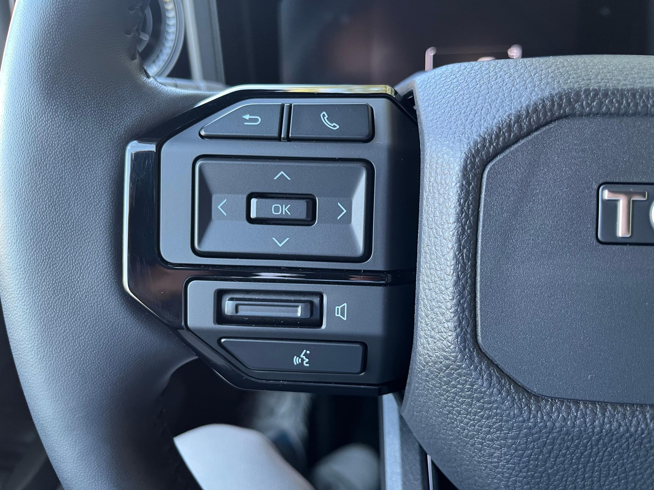 2025 Toyota Land Cruiser 1958 - Image 78