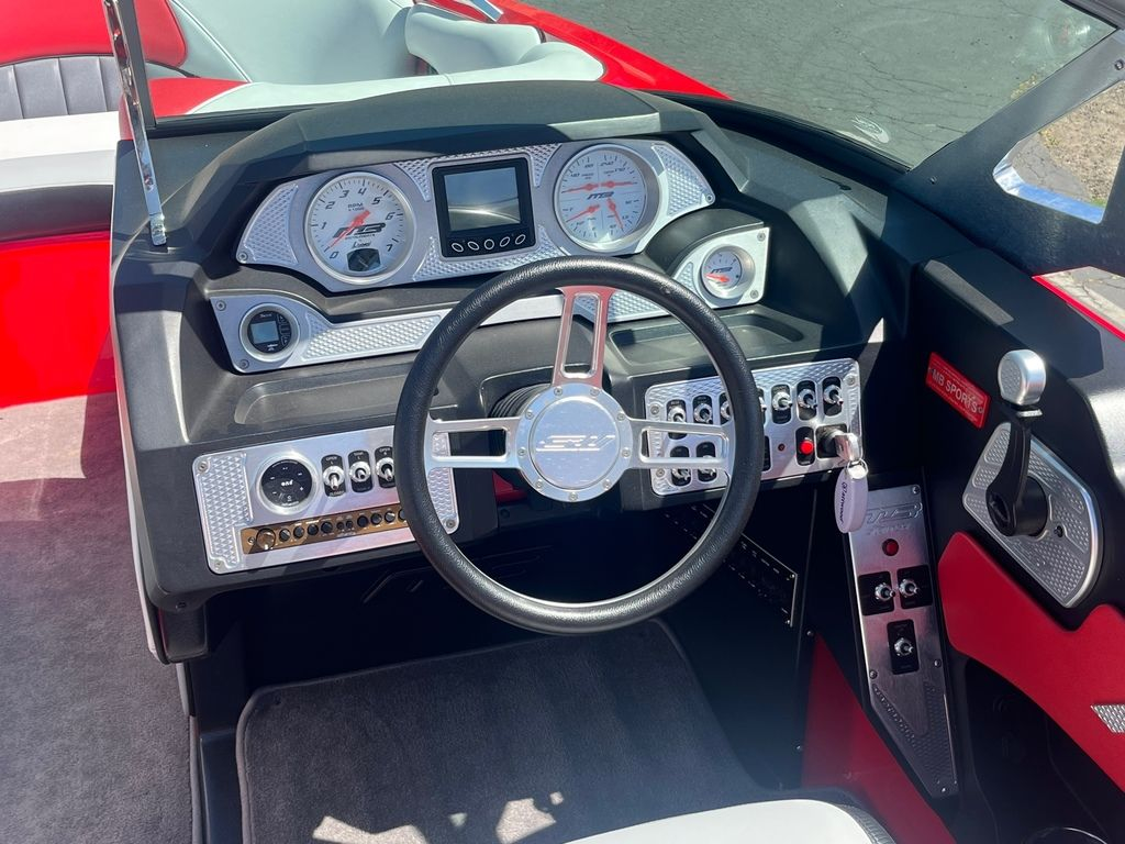 2016 MB Tomcat - Image 10