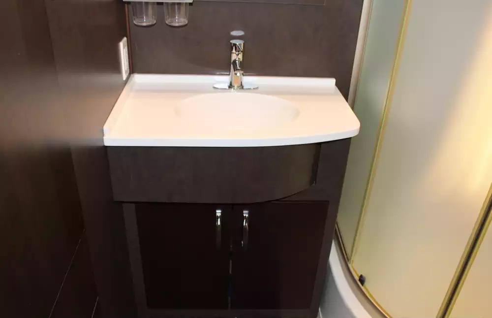 2017 Leisure Travel Unity Series U24MB - Image 14