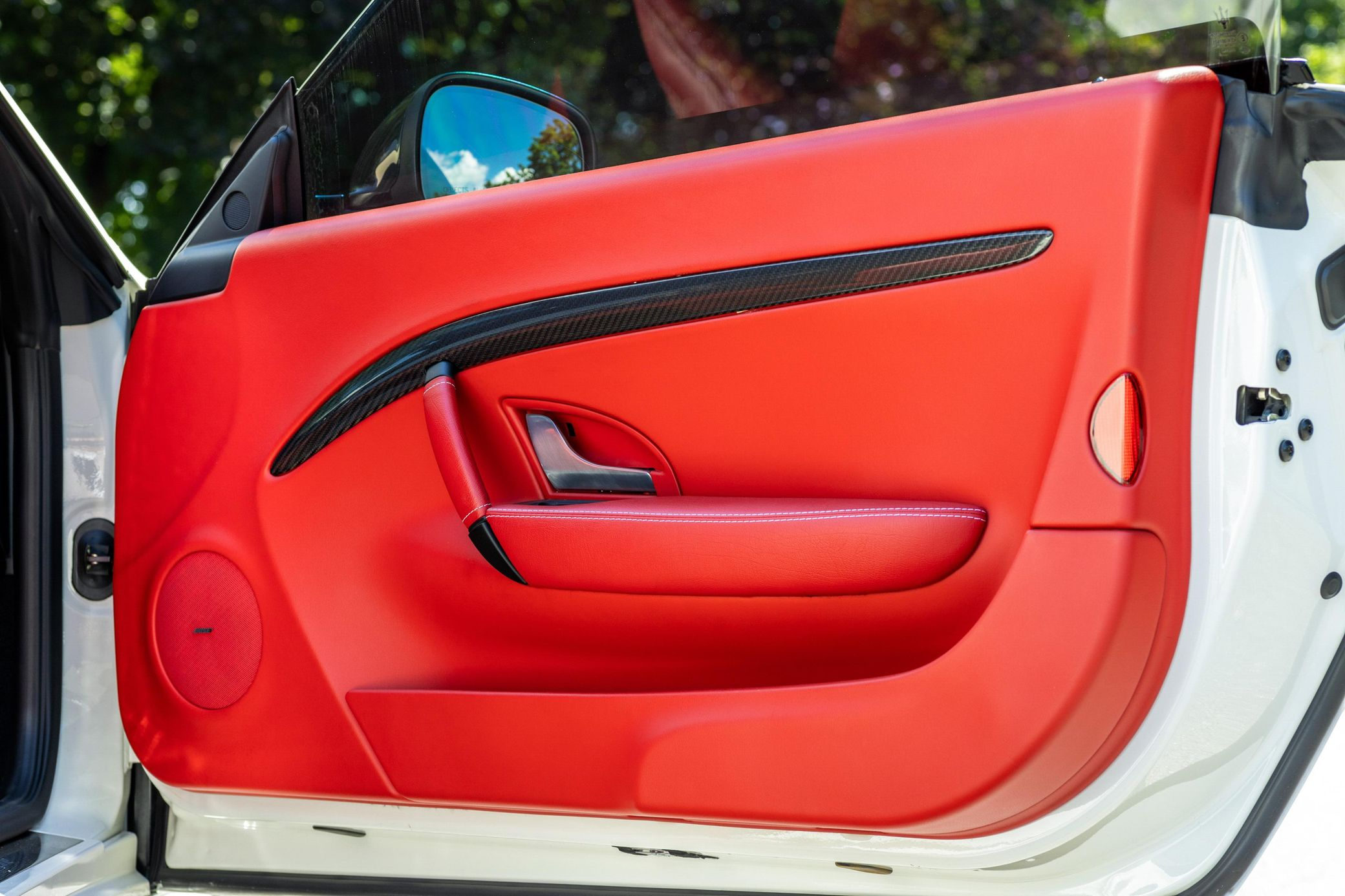 2016 Maserati GranTurismo MC - Image 11