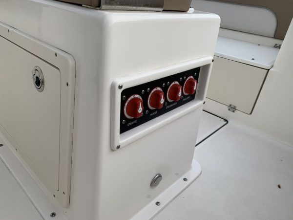 2021 Sea Born LX22 Center Console LE - Image 8