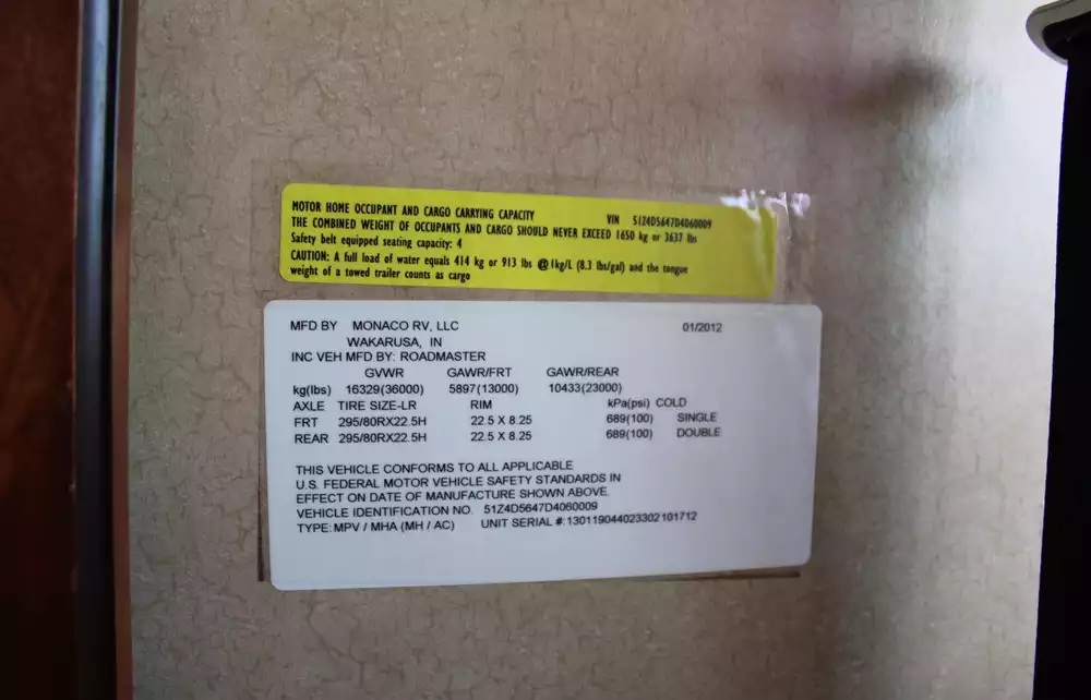 2013 Monaco Knight 40DFT - Image 14