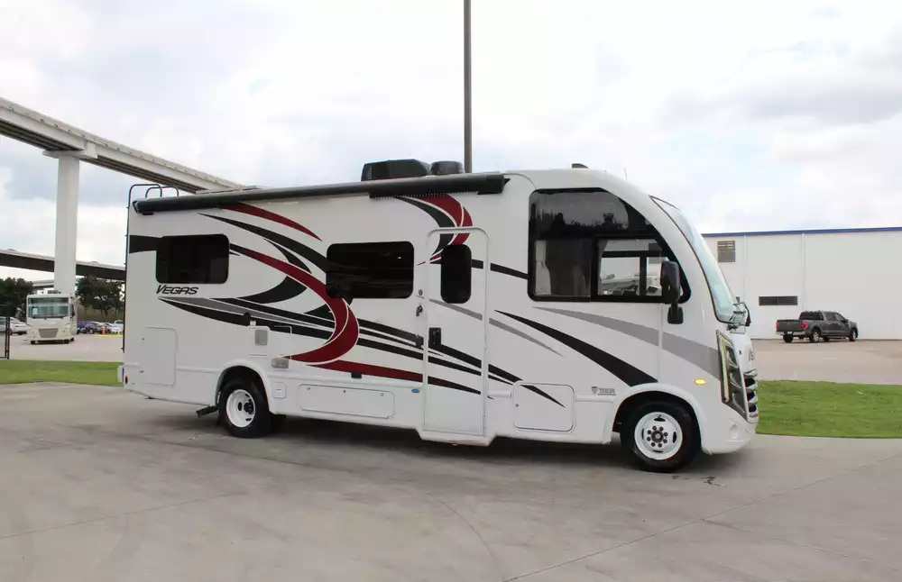 2023 Thor Vegas 24.1