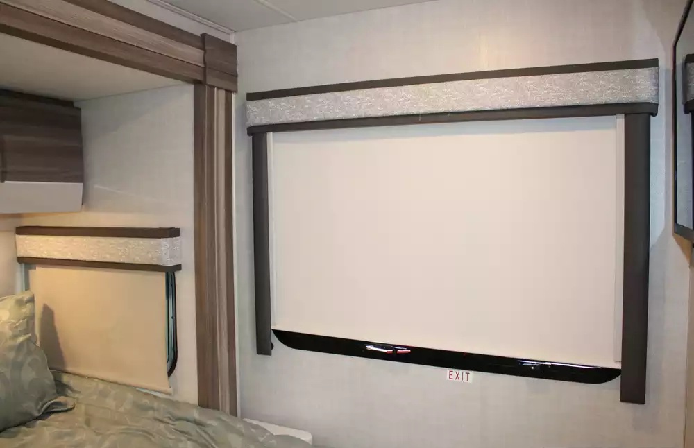 2024 Thor Tiburon 24RW - Image 17