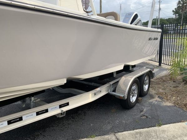 2021 Sea Born LX22 Center Console LE - Image 10