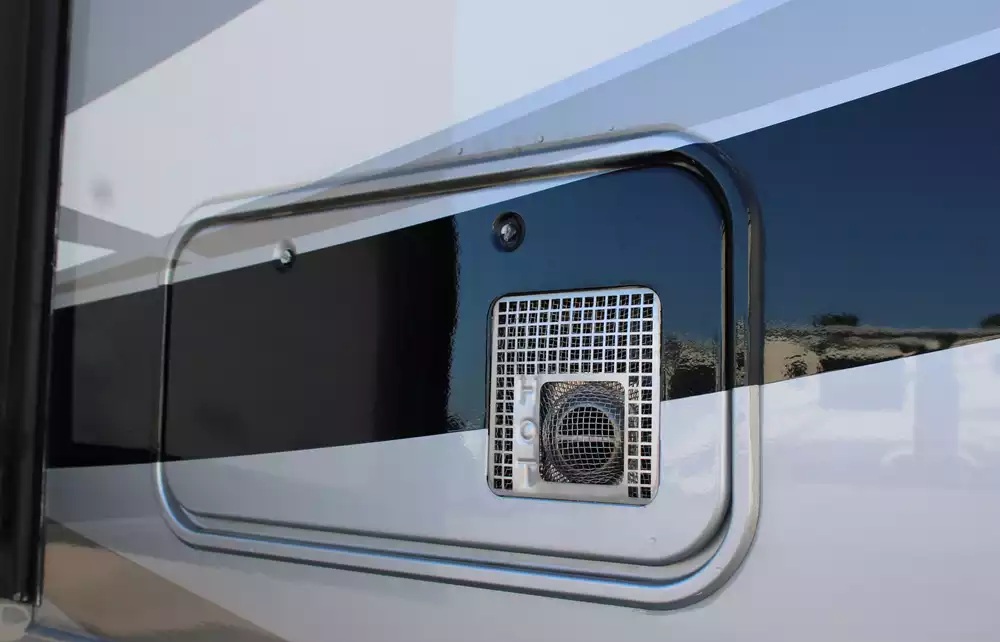 2013 Monaco Knight 40DFT - Image 15