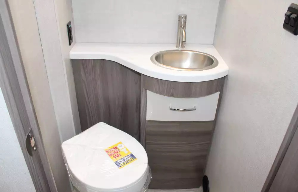 2024 Thor Tiburon 24RW - Image 18