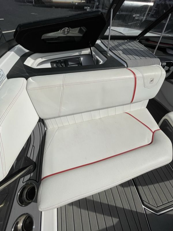2019 Nautique Ski Nautique - Image 8