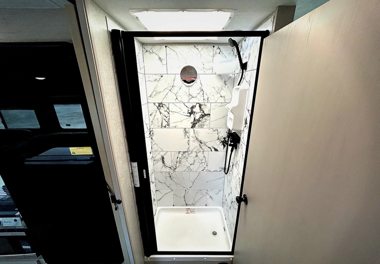 2024 Coachmen Freelander 31MB - Image 12