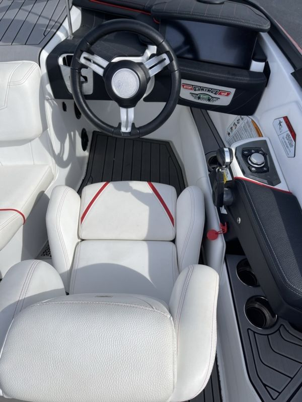 2019 Nautique Ski Nautique - Image 11