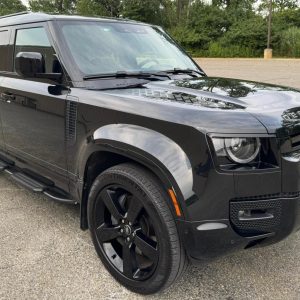 2023 Land Rover Defender 110 X-Dynamic SE