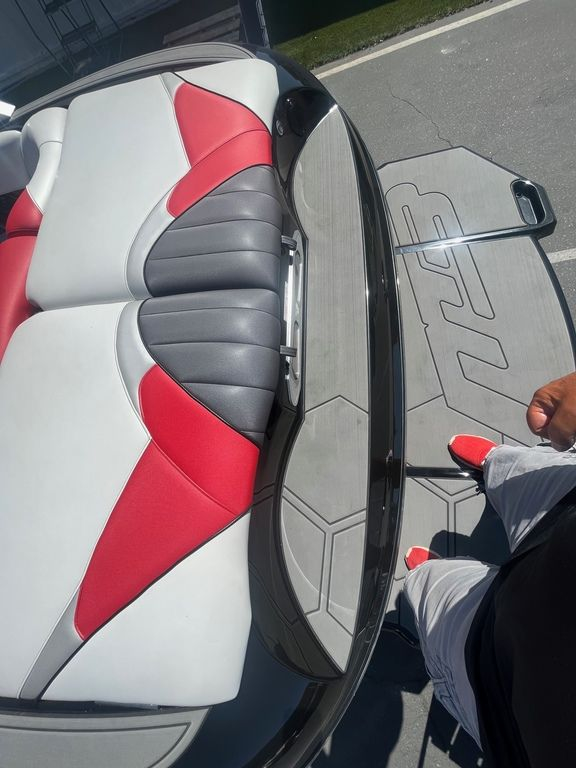 2016 MB Tomcat - Image 19