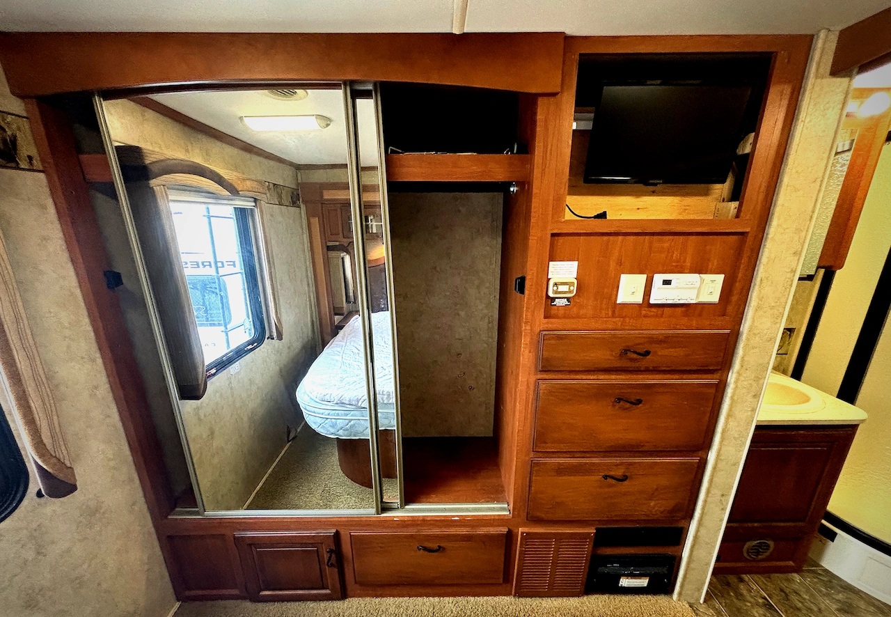 2009 Jayco Seneca HD 35GS - Image 23