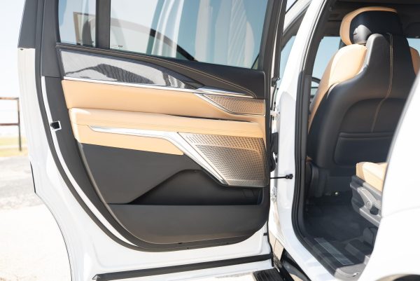 2025 Cadillac Escalade IQ Sport 2 - Image 28