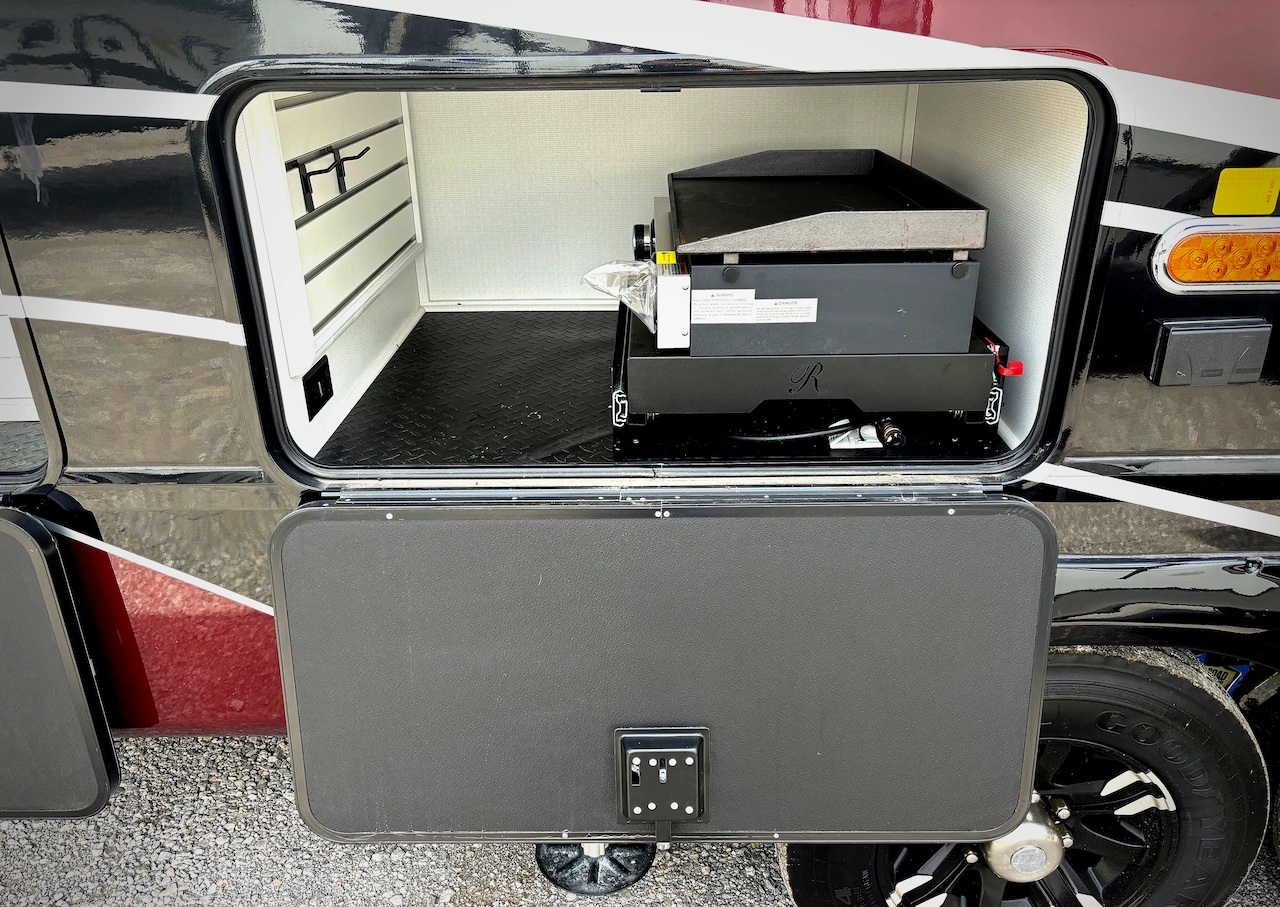 2024 Forest River RiverStone 425FO - Image 23