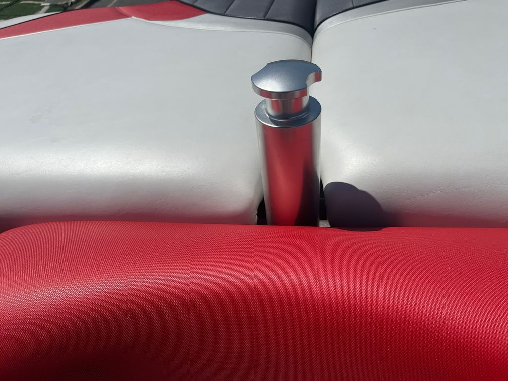 2016 MB Tomcat - Image 24