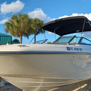 2020 Sea Ray SLX 230