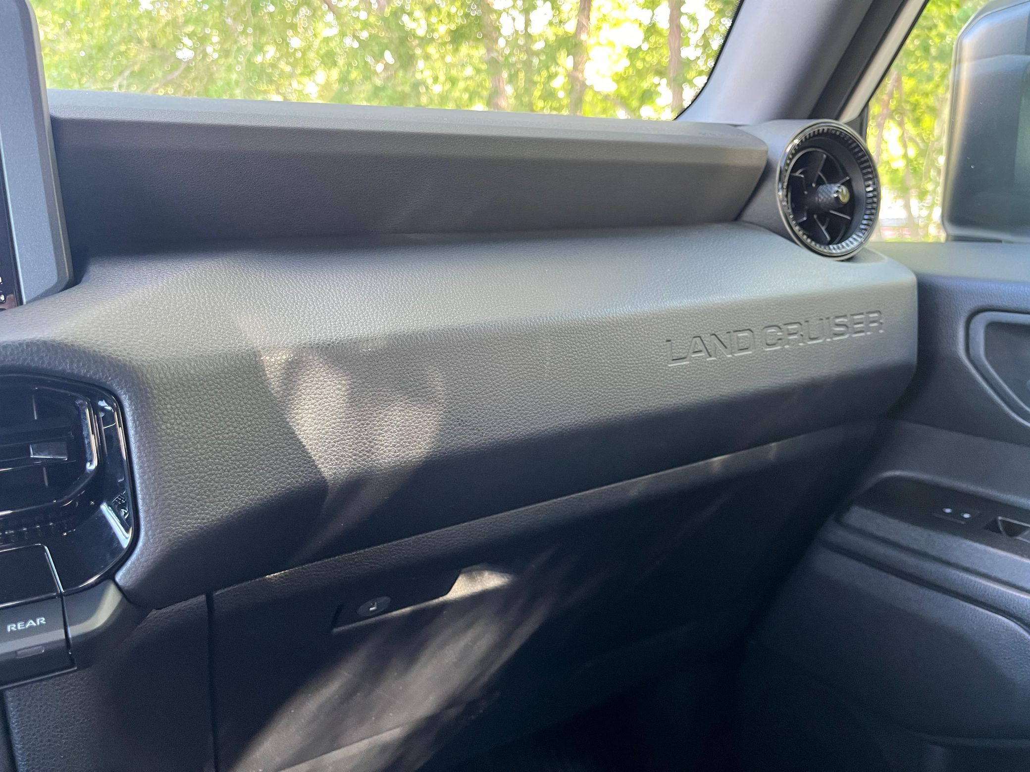 2025 Toyota Land Cruiser 1958 - Image 10