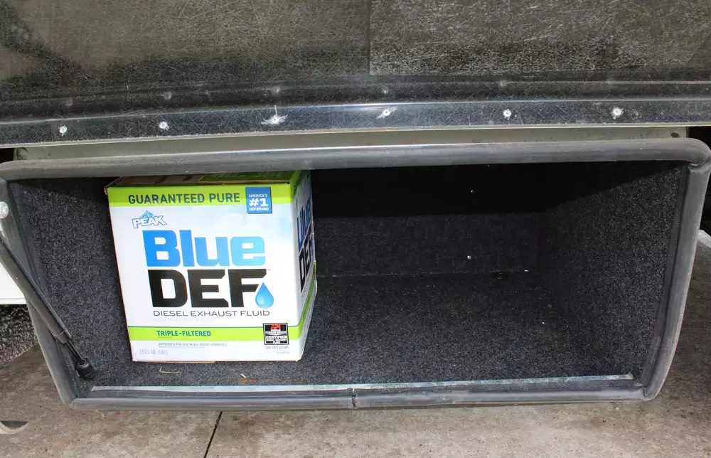 2017 Leisure Travel Unity Series U24MB - Image 27