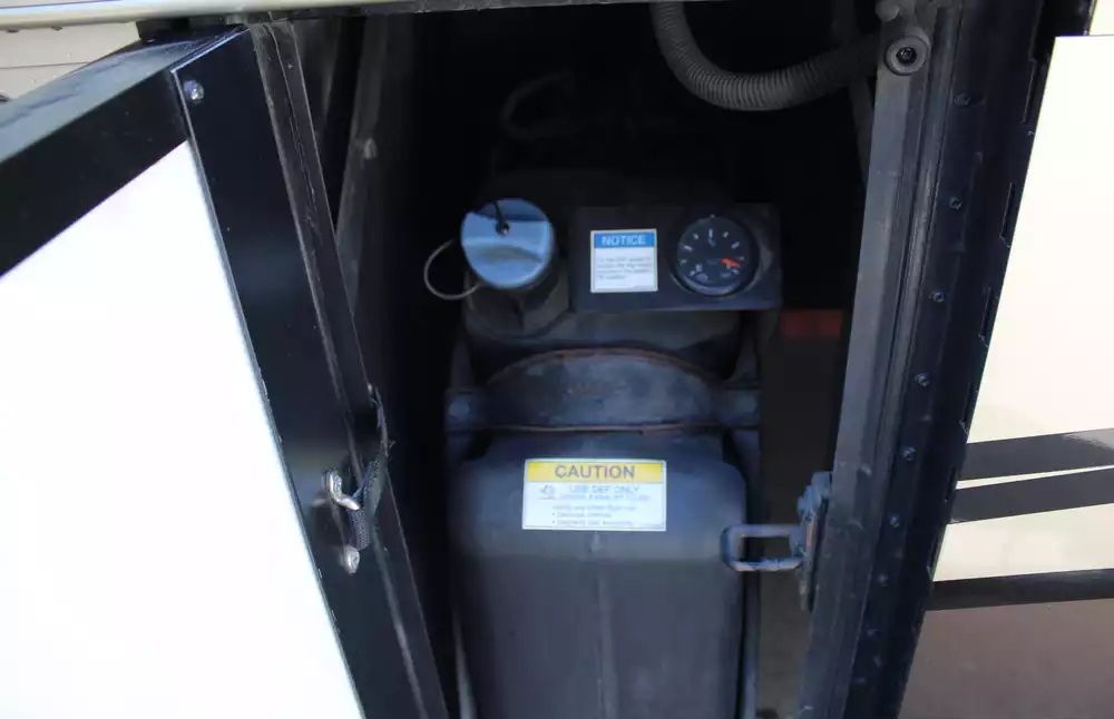 2015 Newmar Ventana 4369 - Image 28