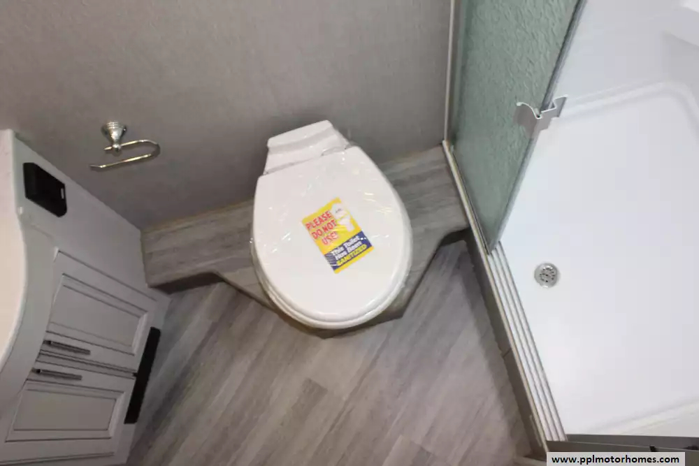 2023 Fleetwood Fortis 34M - Image 29