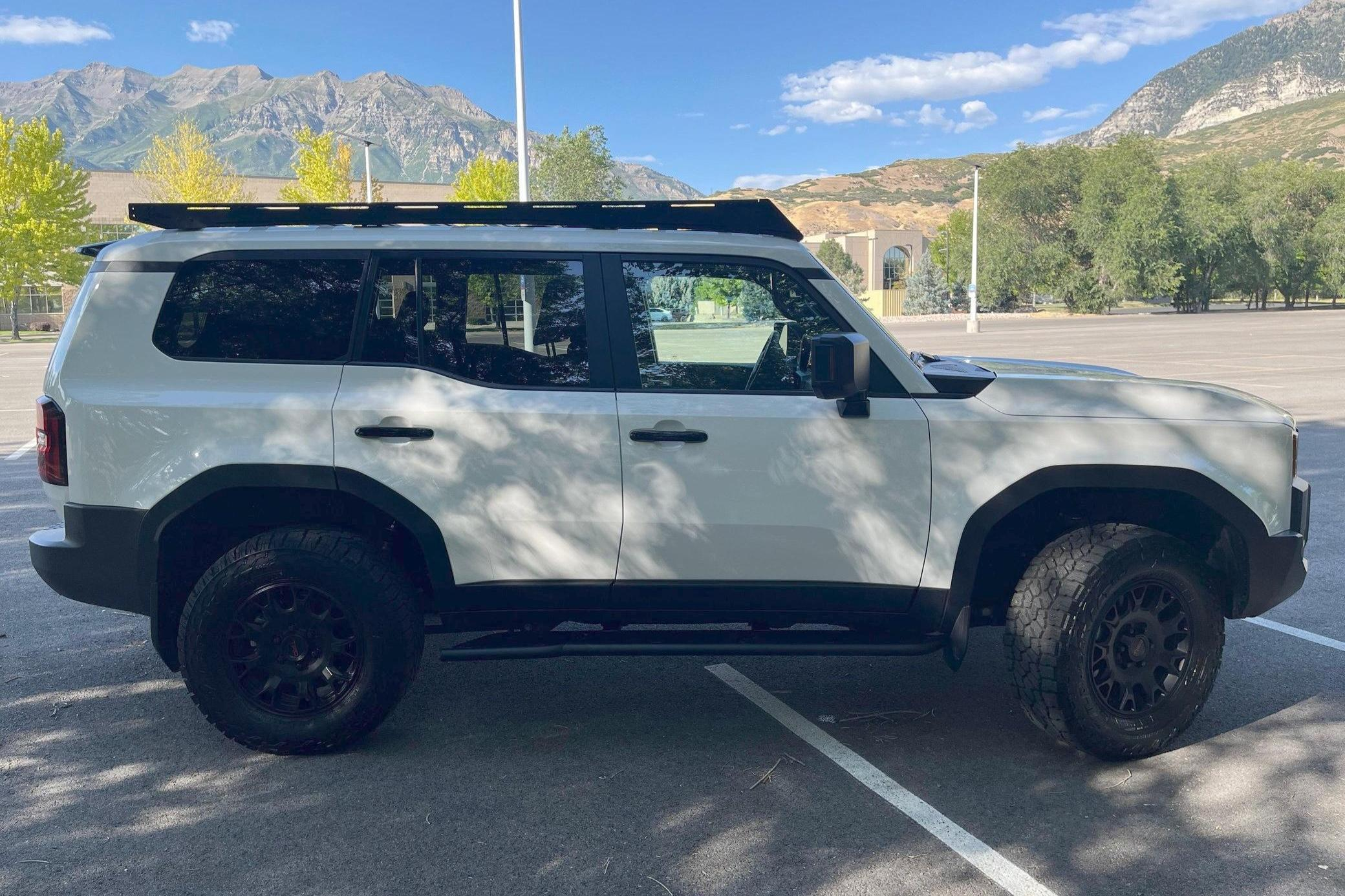 2025 Toyota Land Cruiser 1958 - Image 4