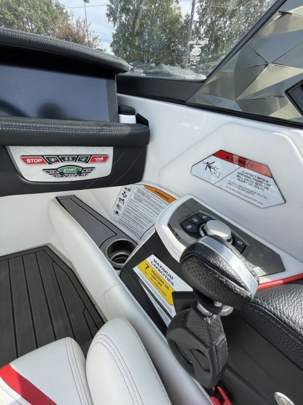 2019 Nautique Ski Nautique - Image 20