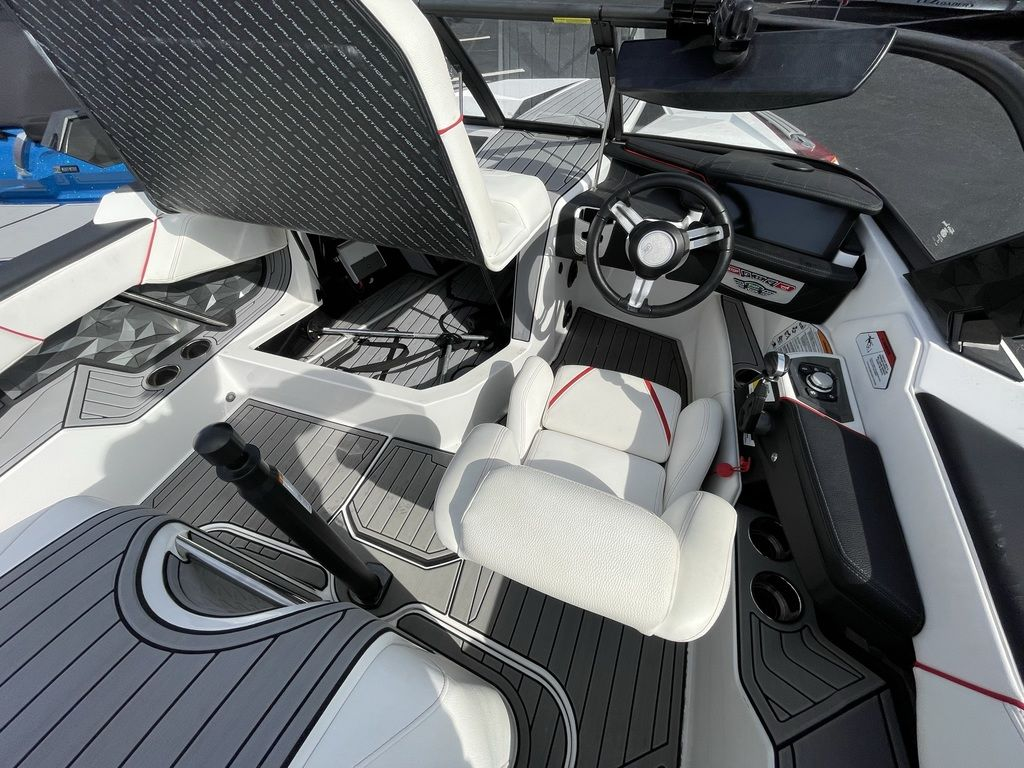 2019 Nautique Ski Nautique - Image 21