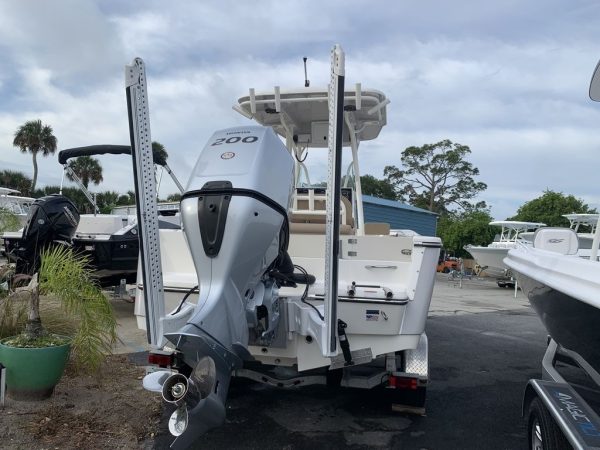 2021 Sea Born LX22 Center Console LE - Image 3