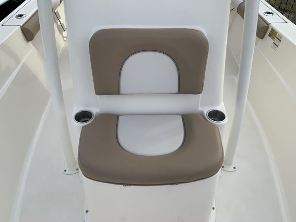 2021 Sea Born LX22 Center Console LE - Image 23