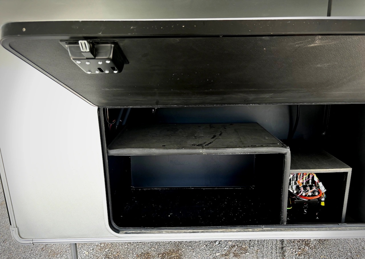 2024 Forest River RiverStone 425FO - Image 8