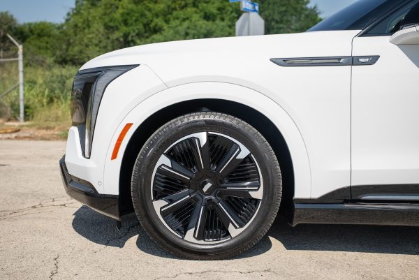 2025 Cadillac Escalade IQ Sport 2 - Image 36