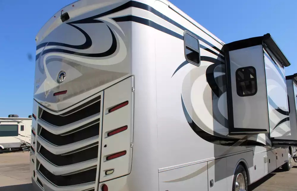 2013 Monaco Knight 40DFT - Image 31