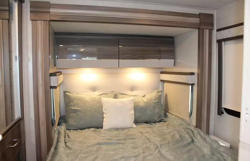 2024 Thor Tiburon 24RW - Image 36