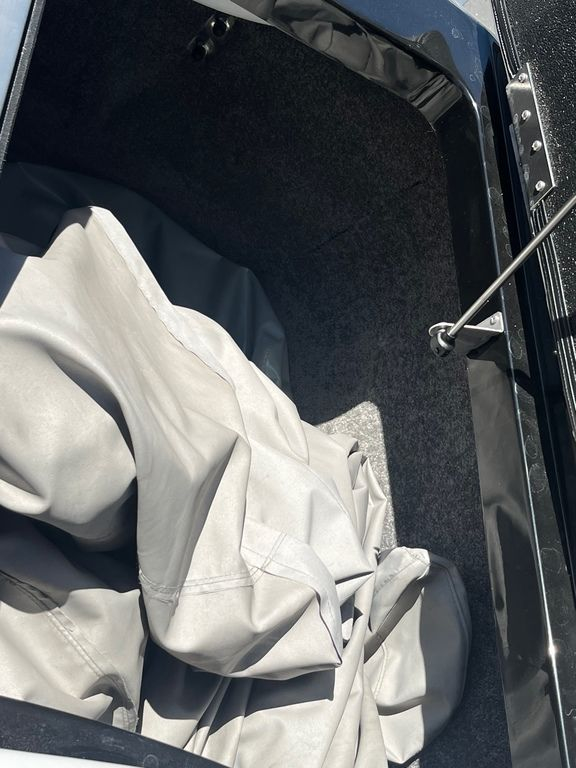 2016 MB Tomcat - Image 34