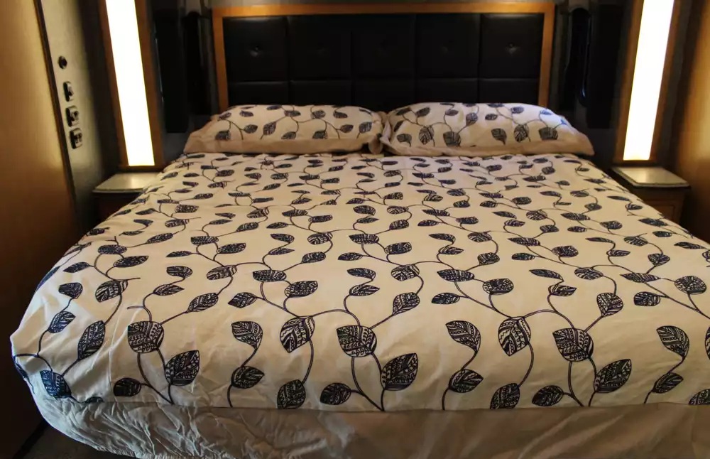 2015 Newmar Ventana 4369 - Image 36