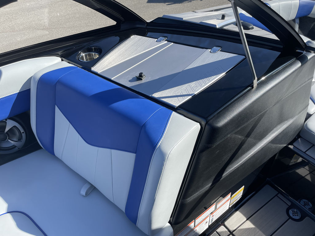 2020 Malibu Boats 23 MXZ - Image 37
