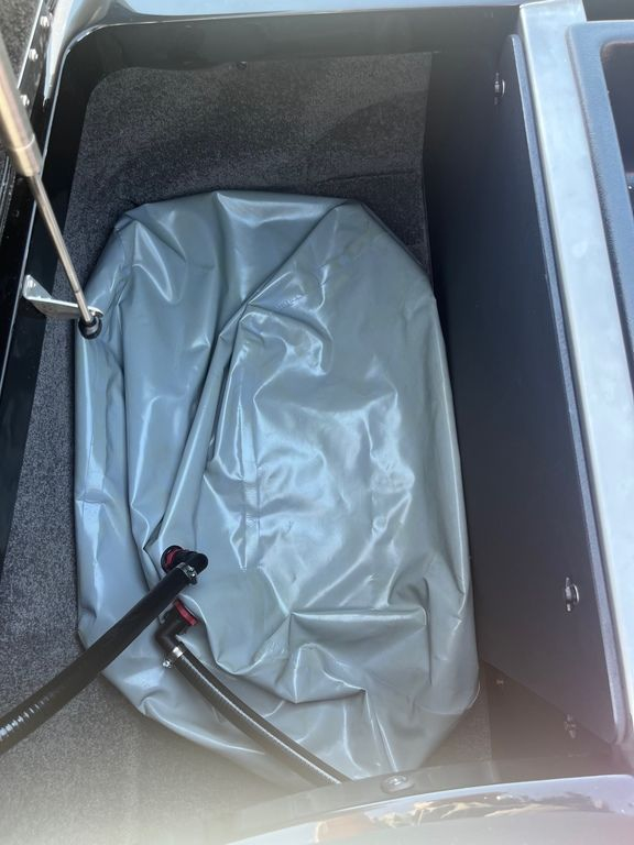 2016 MB Tomcat - Image 38