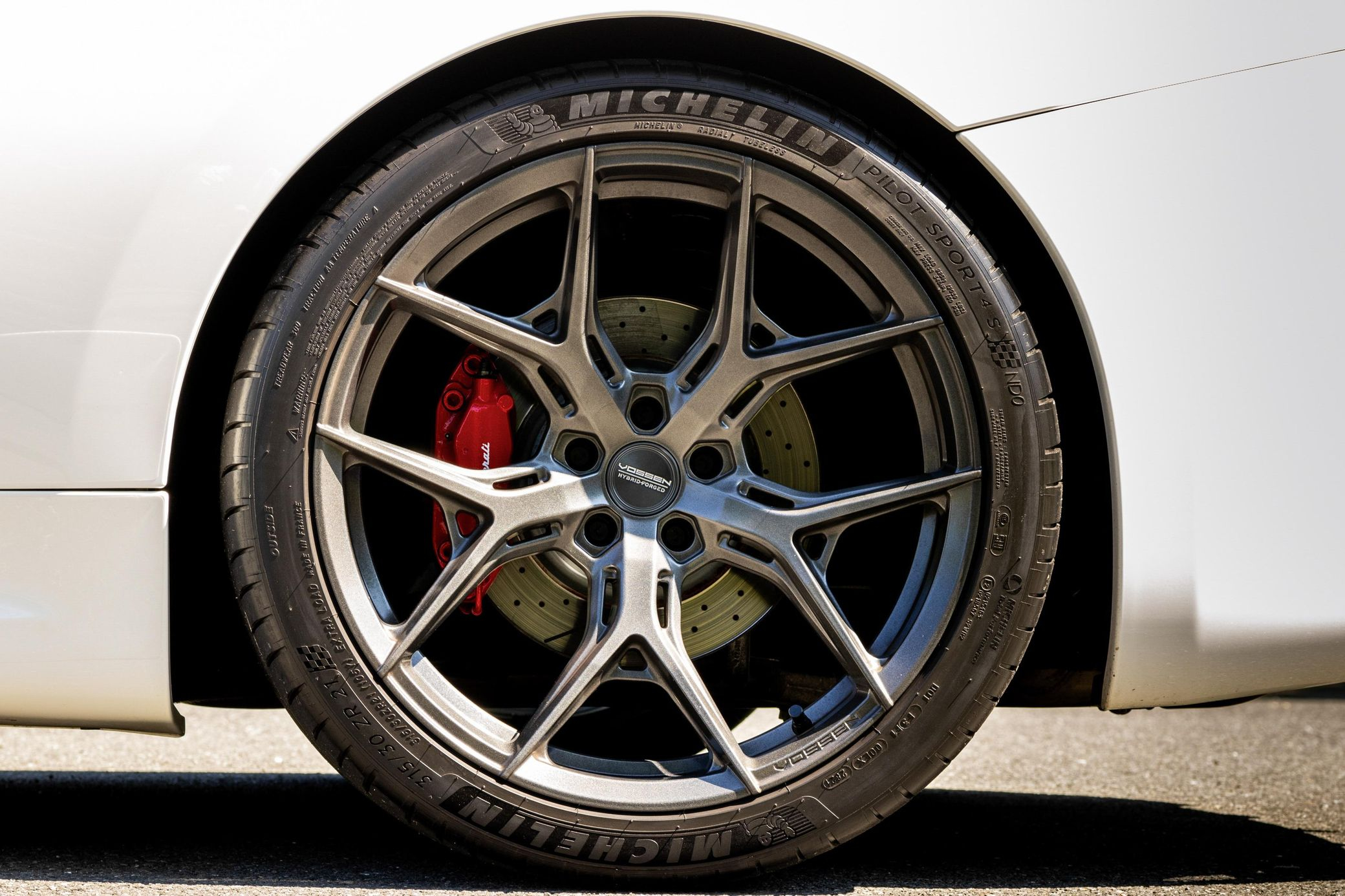 2016 Maserati GranTurismo MC - Image 40