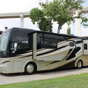 2013 Tiffin Phaeton 36GH
