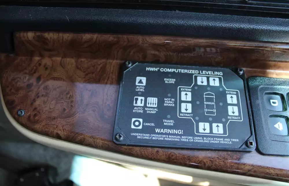 2015 Newmar Ventana 4369 - Image 43