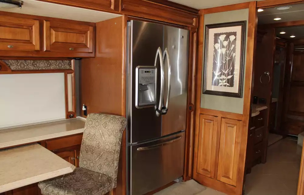 2013 Tiffin Phaeton 36GH - Image 37