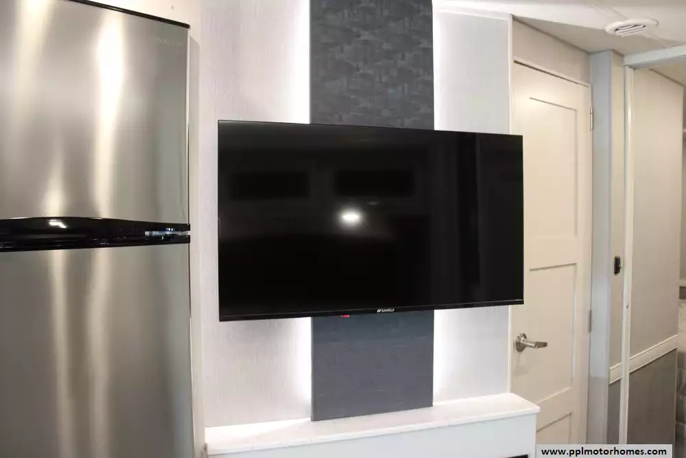 2023 Fleetwood Fortis 34M - Image 48