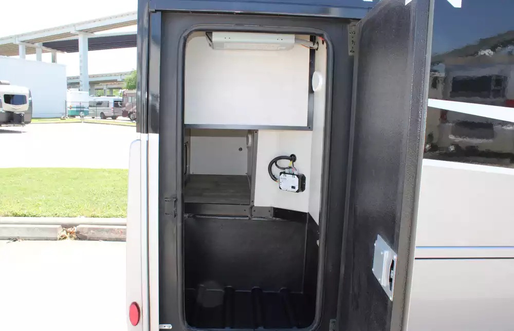 2024 Thor Tiburon 24RW - Image 48