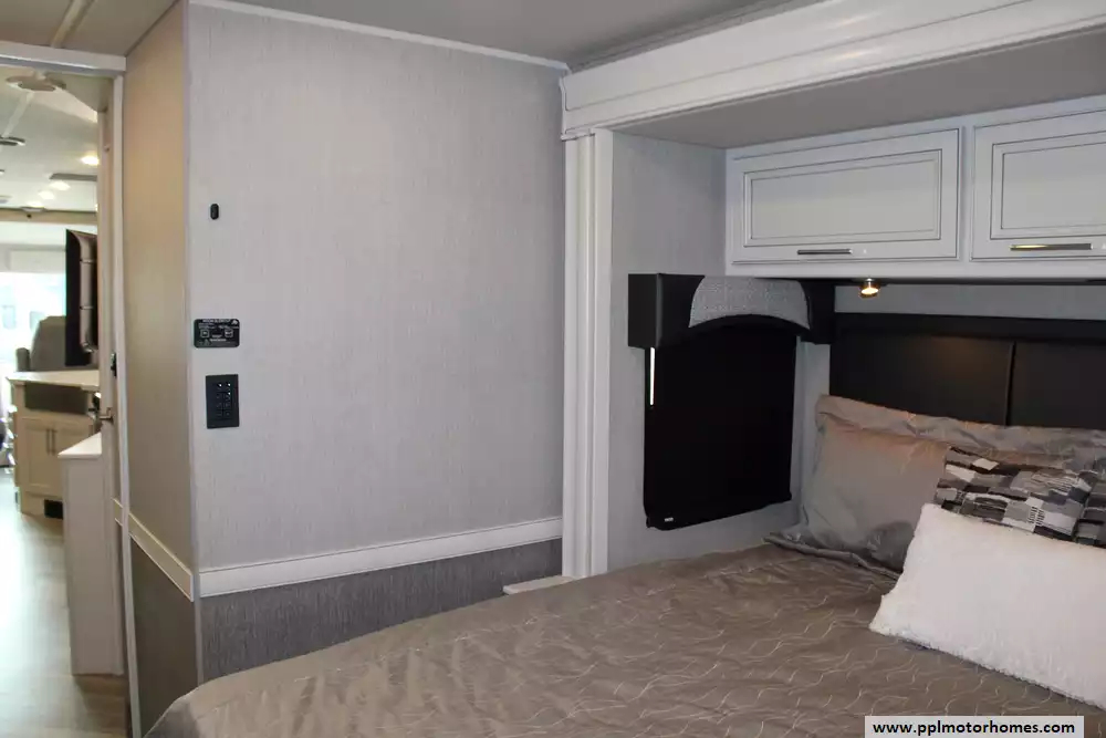 2023 Fleetwood Fortis 34M - Image 51