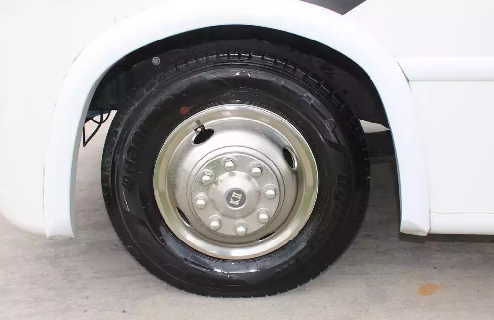 2023 Thor Vegas 24.1 - Image 47