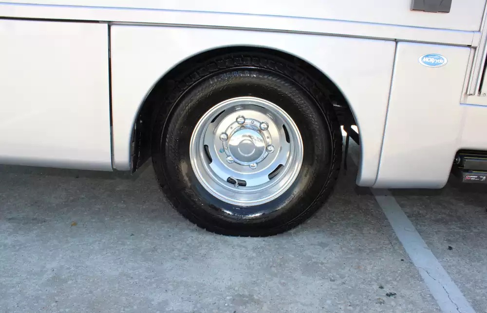 2024 Thor Tiburon 24RW - Image 5